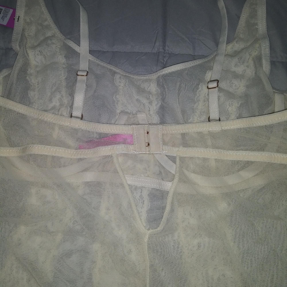 Underwrite Bodysuit - Picture 5 of 6